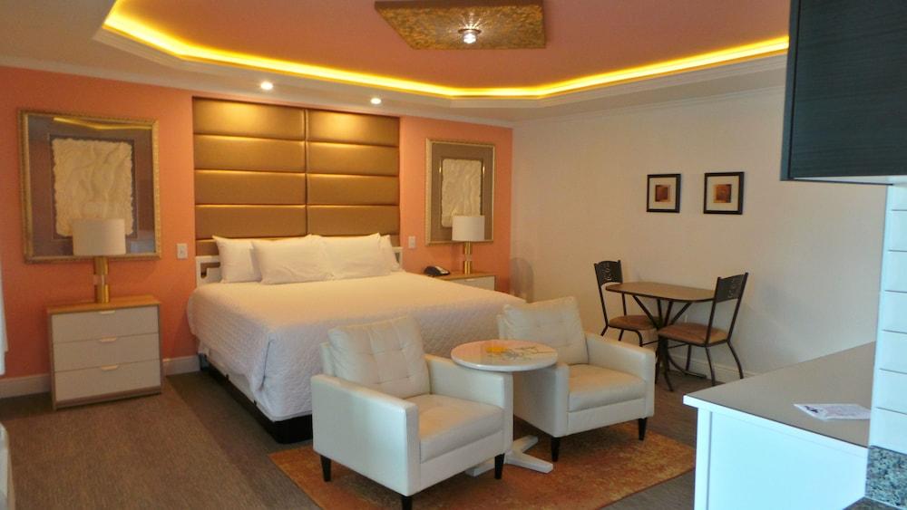 Island House Hotel photo 26