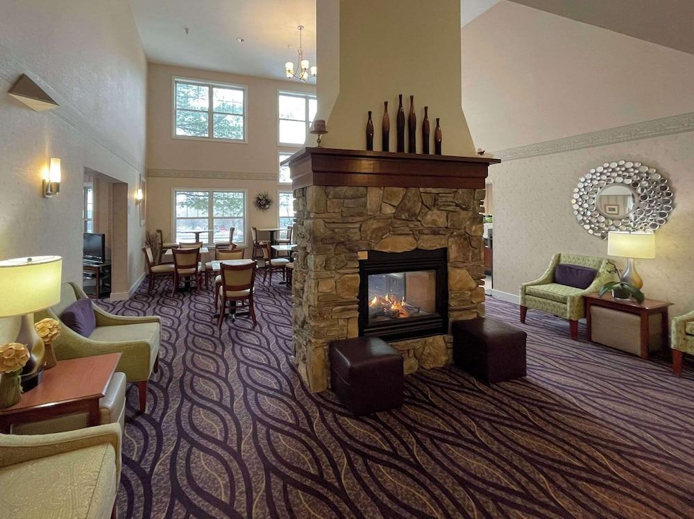 Smart Suites, an Ascend Collection Hotel photo 1
