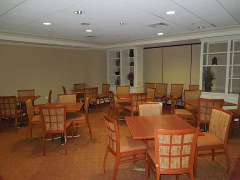 Rockville Centre Inn photo 1