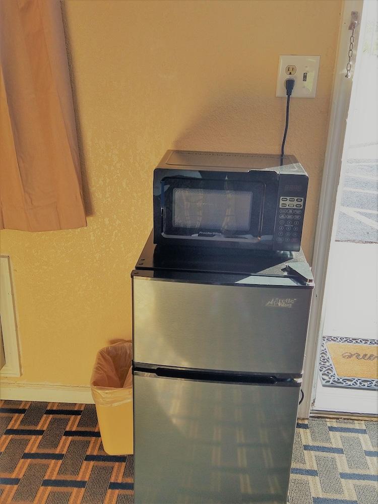 Grand View Plaza Inn & Suites photo 93