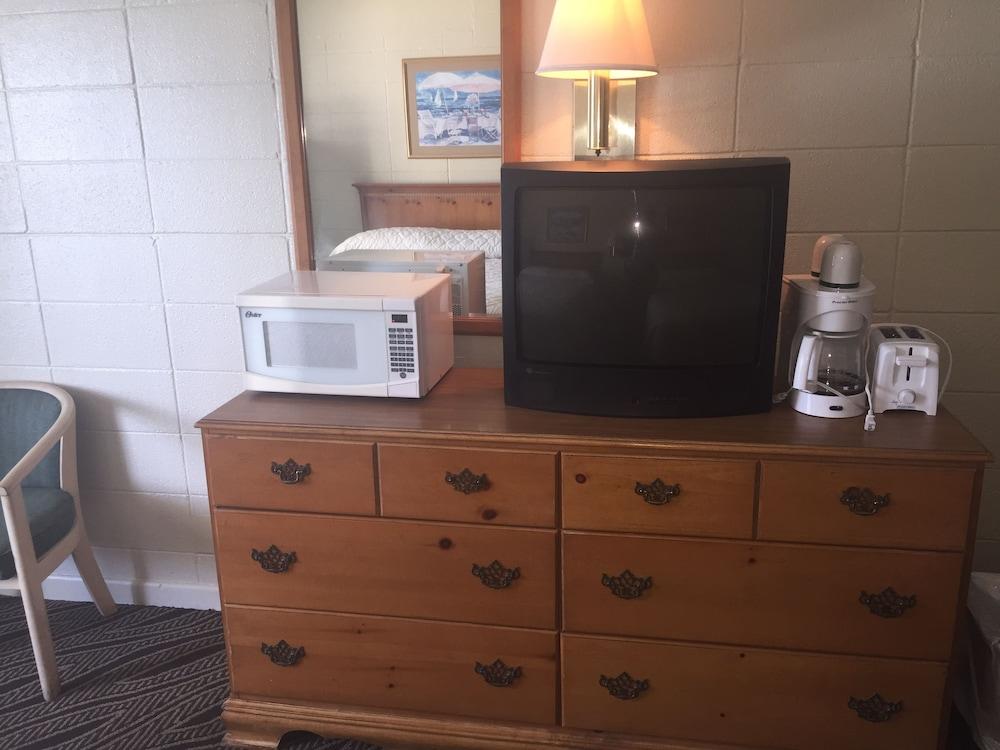 Admiral Motor Inn photo 18