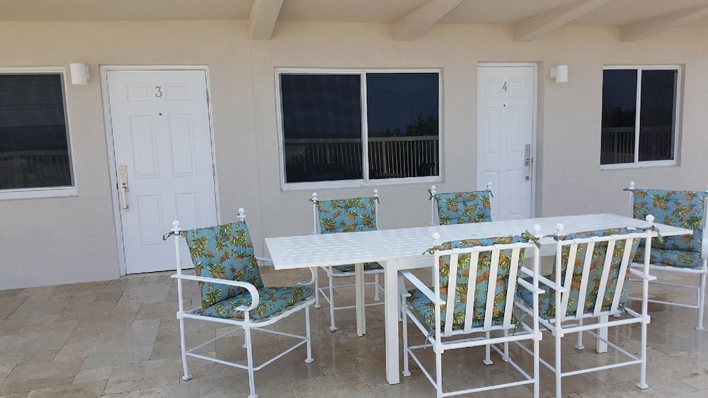Le Cabanon Motel photo 12