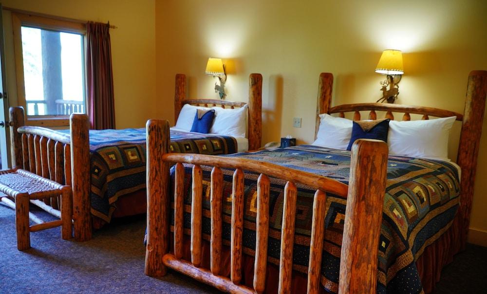 Daniels Summit Lodge photo 12