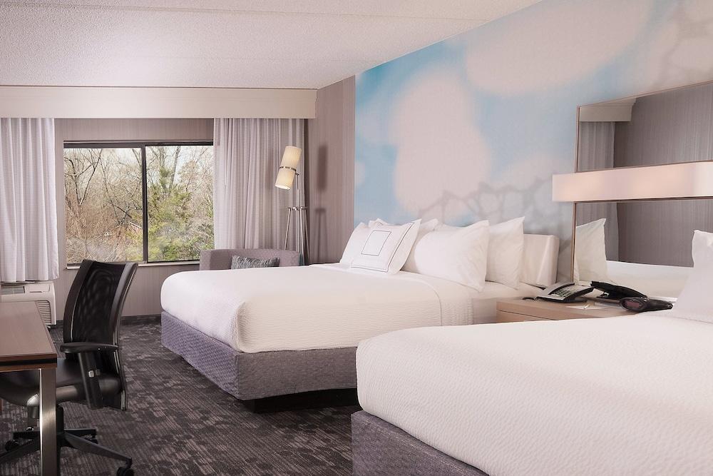 Courtyard Greenville-Spartanburg by Marriott photo 9