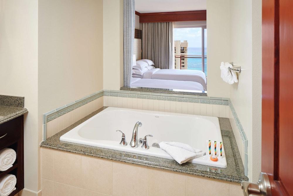 Hilton Grand Vacations Club Grand Waikikian Honolulu photo 47