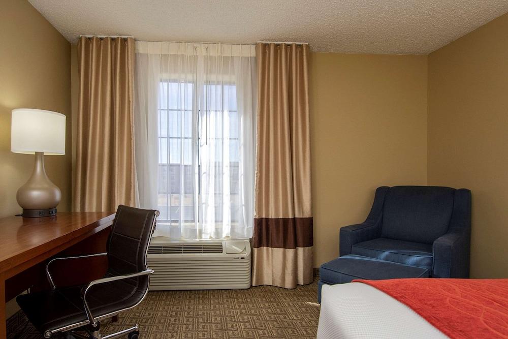 Comfort Inn Santa Fe South photo 6