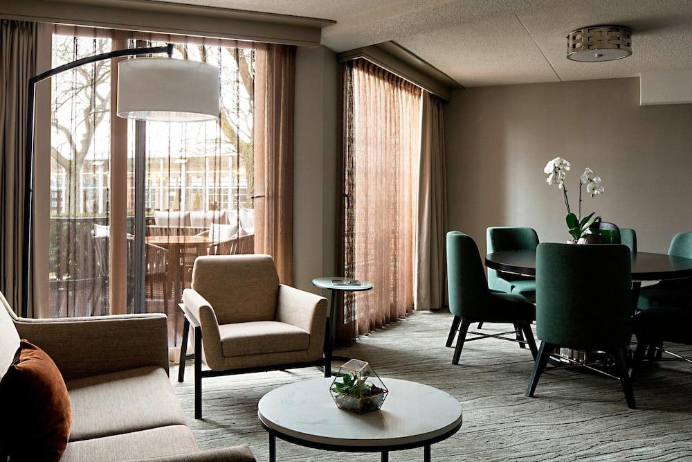 Lincolnshire Marriott Resort photo 18
