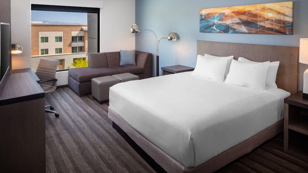 Hyatt House North Scottsdale photo 13