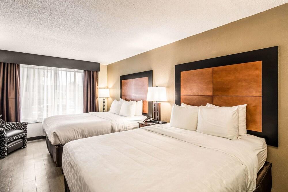 Quality Inn Pensacola North photo 7