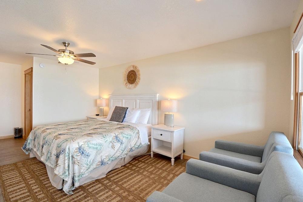 Lighthouse View Oceanfront Lodging photo 52