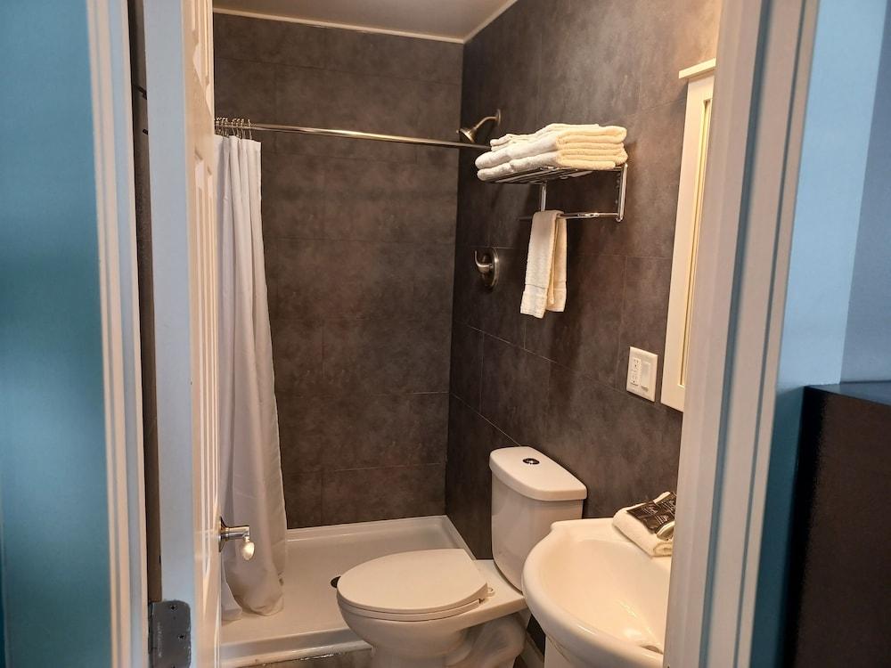 Alexanders Landing photo 97