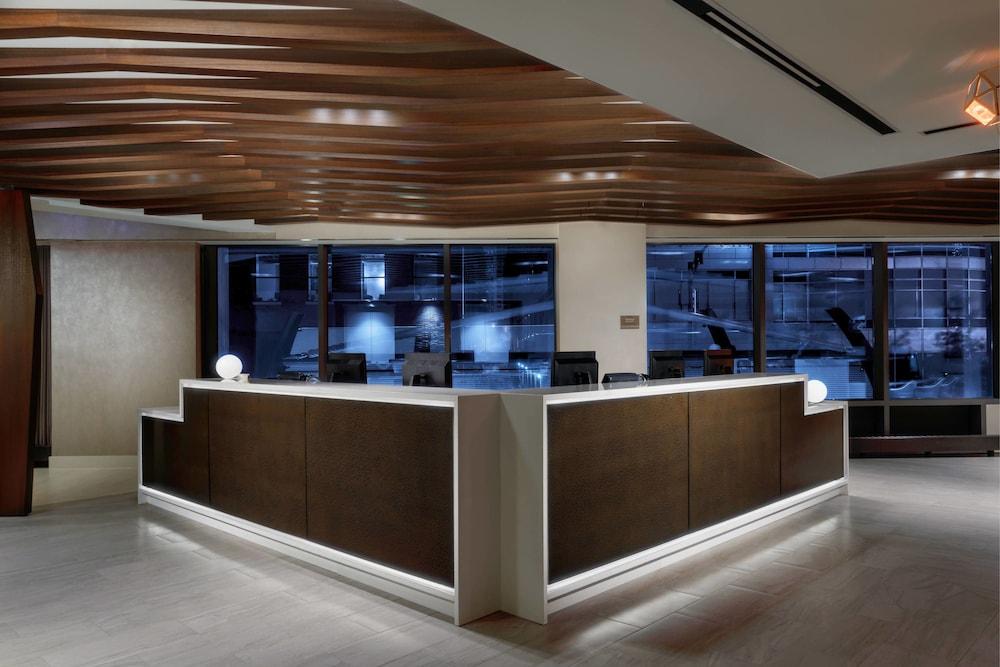 Springhill Suites by Marriott Chicago Downtown/ River North photo 41