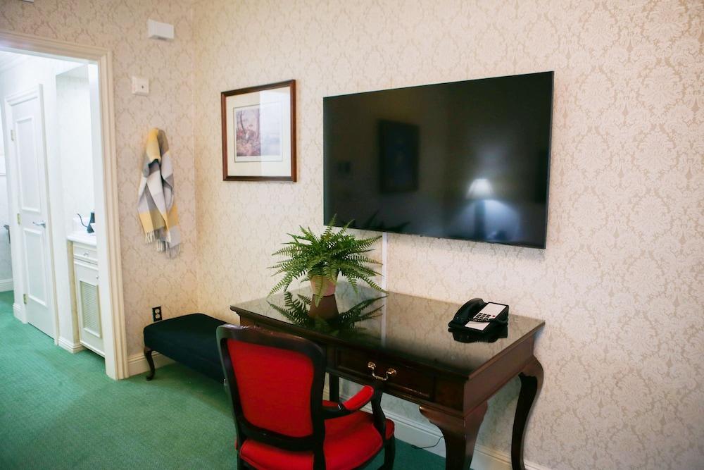 Bristol Hotel, Boutique Collection photo 32