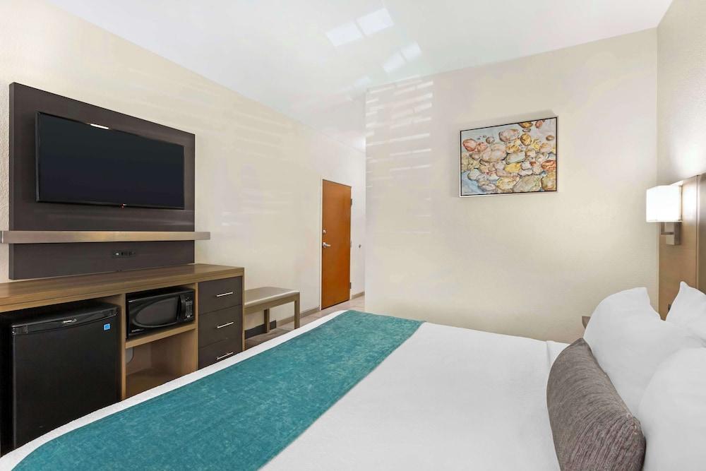 Best Western Plus Safford photo 18