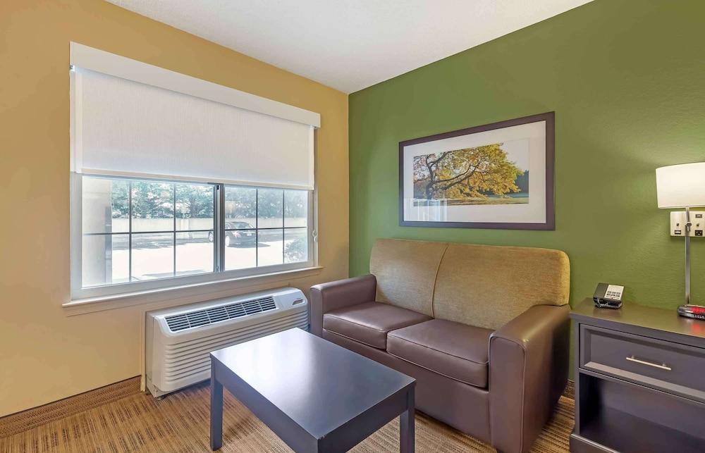 Extended Stay America Suites Washington DC Falls Church photo 16