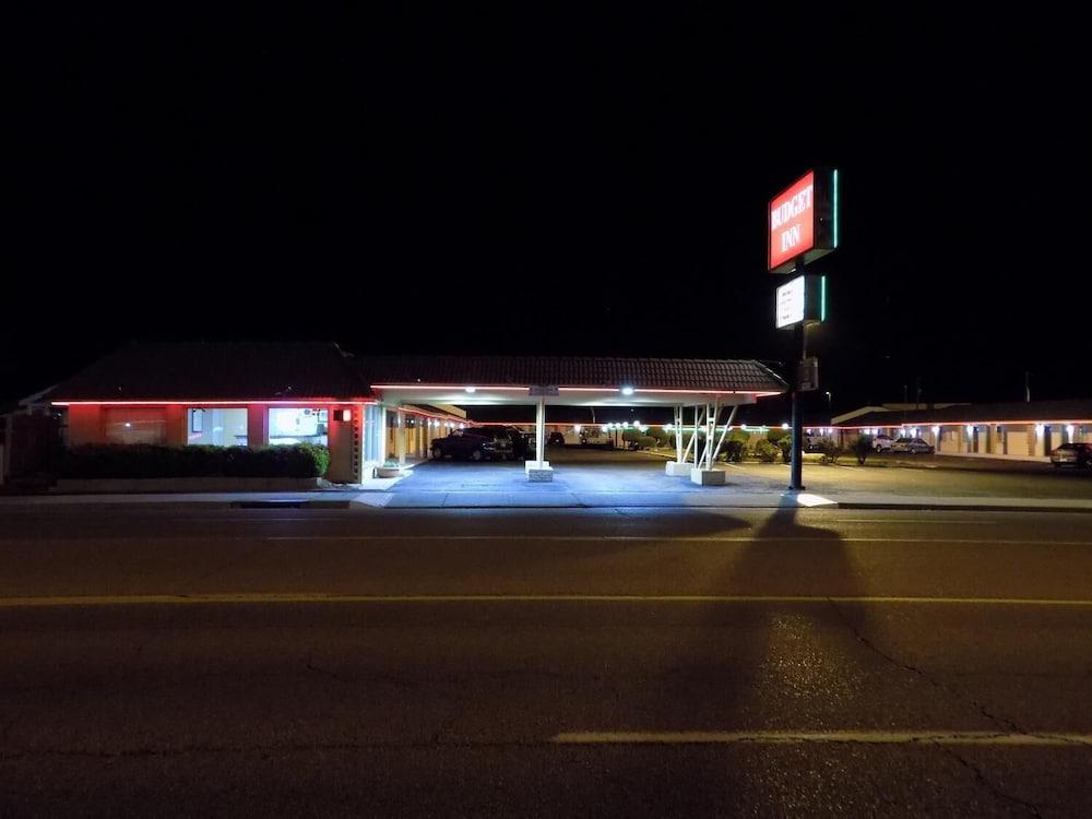 Budget Inn photo 17