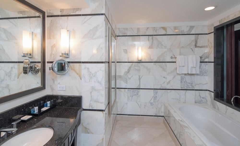 Residences at Fontainebleau Miami photo 90