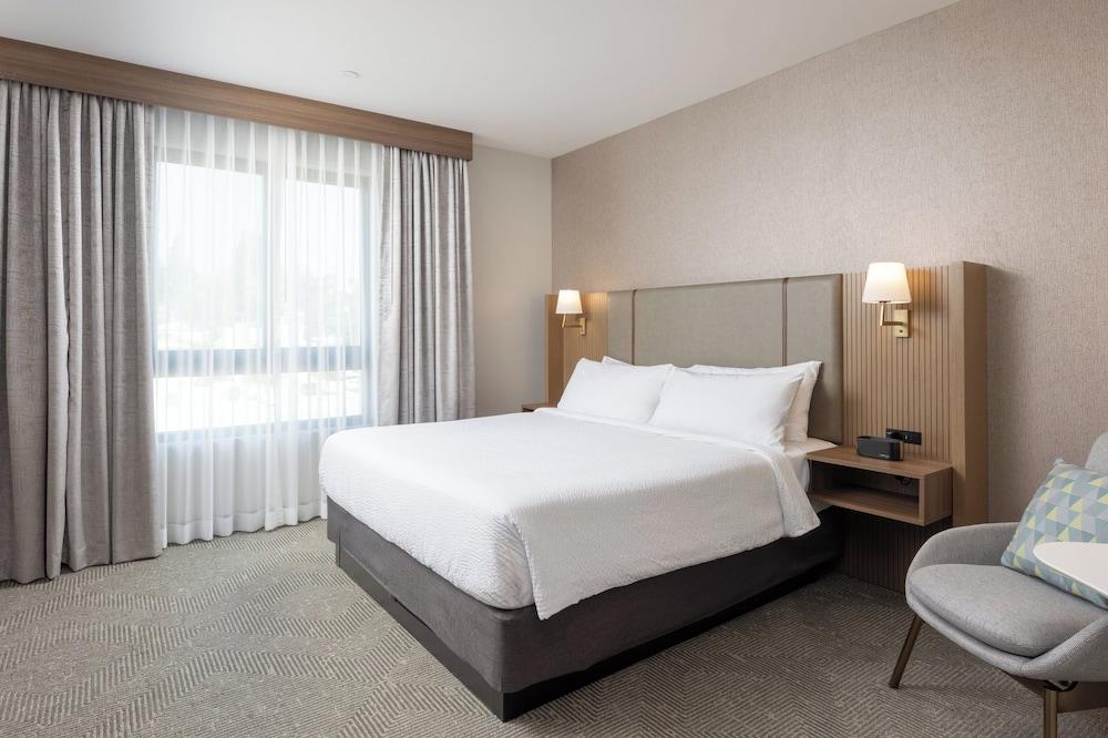 Holiday Inn & Suites Monterey Park Los Angeles by IHG photo 73
