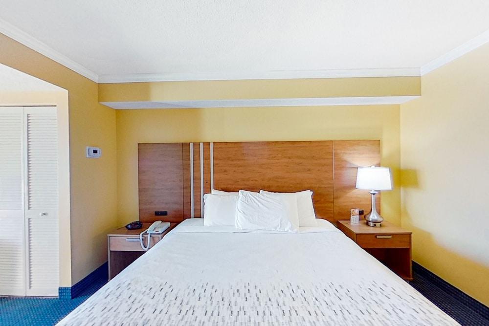 Camelot By The Sea by Oceana Resorts photo 24