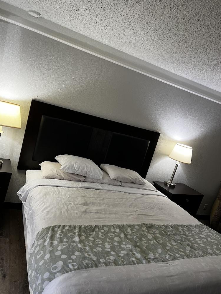 Relax Inn & Suite photo 3