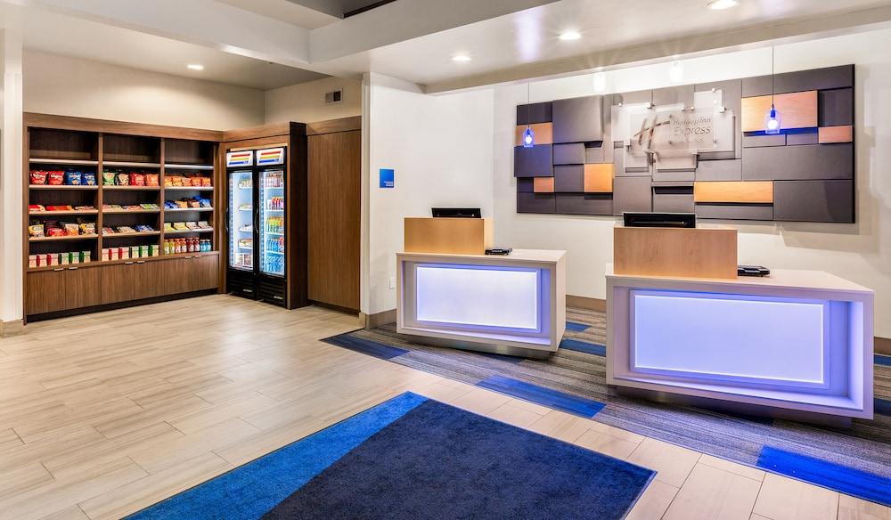 Holiday Inn Express Hotel & Suites Oroville Lake by IHG photo 43