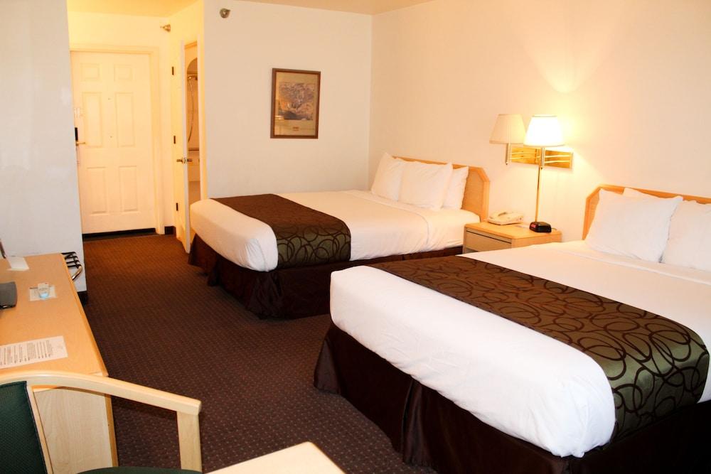Inn at Lander, Travelodge by Wyndham photo 13