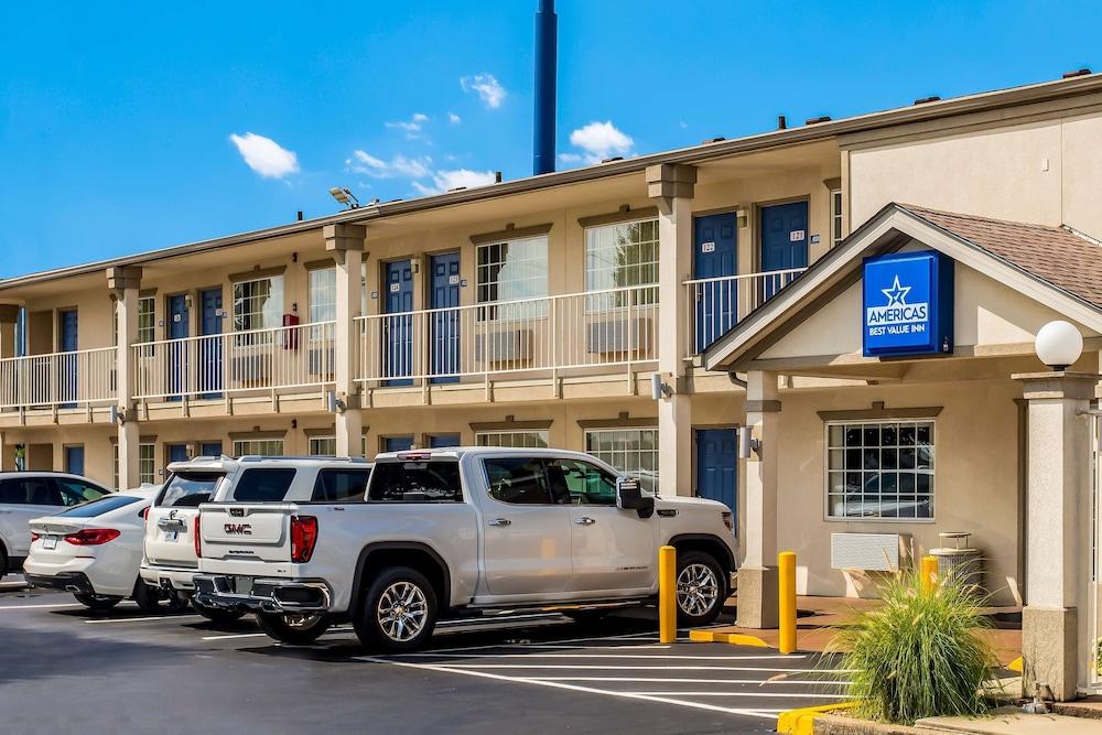 Americas Best Value Inn Bowling Green photo 9