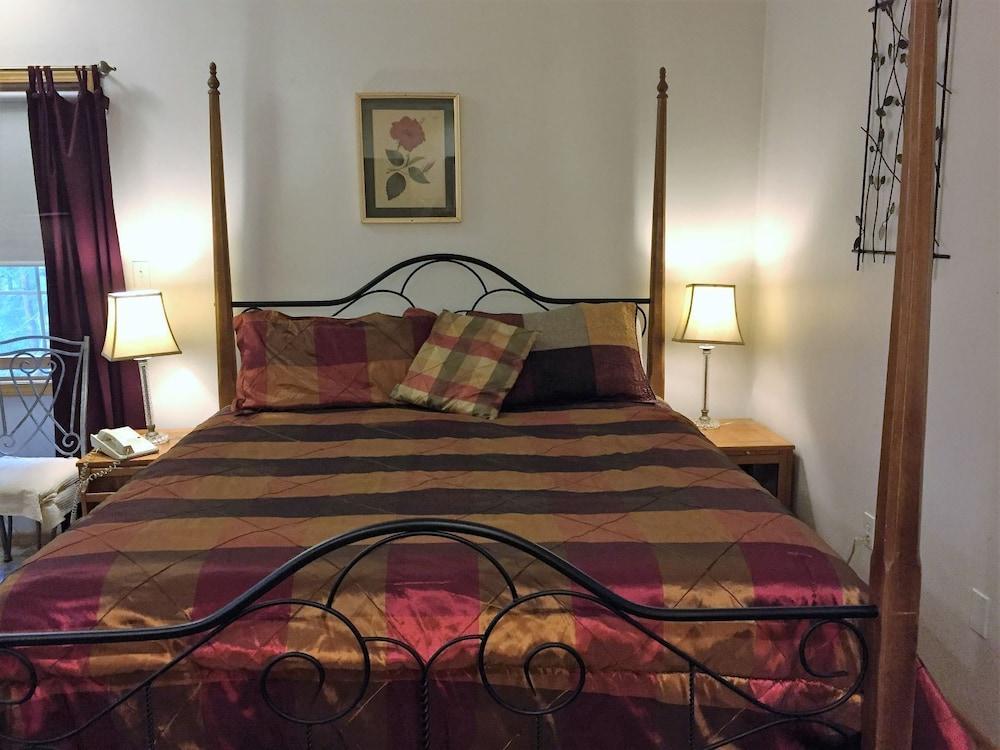Abbey Archway Inn photo 8
