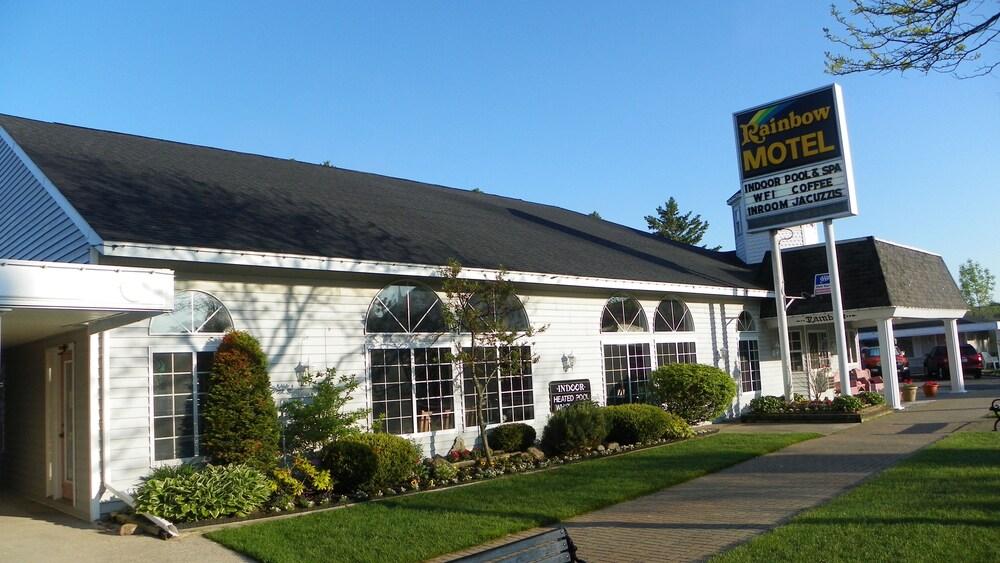 Rainbow Motel photo 1