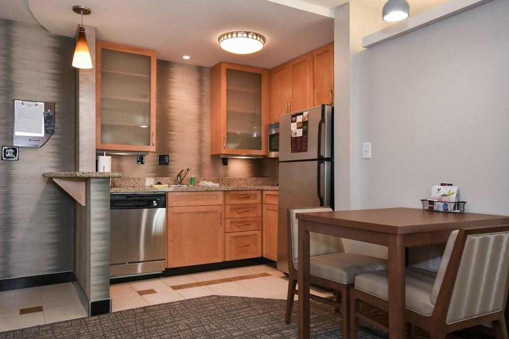 Residence Inn Marriott Concord photo 13