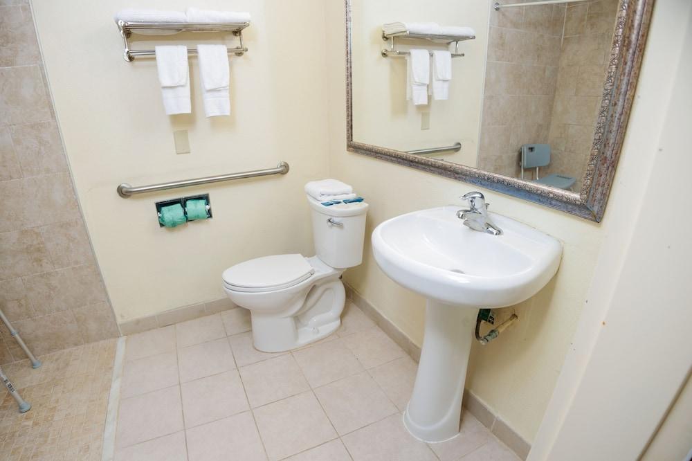 Garnet Inn & Suites, Orlando photo 99