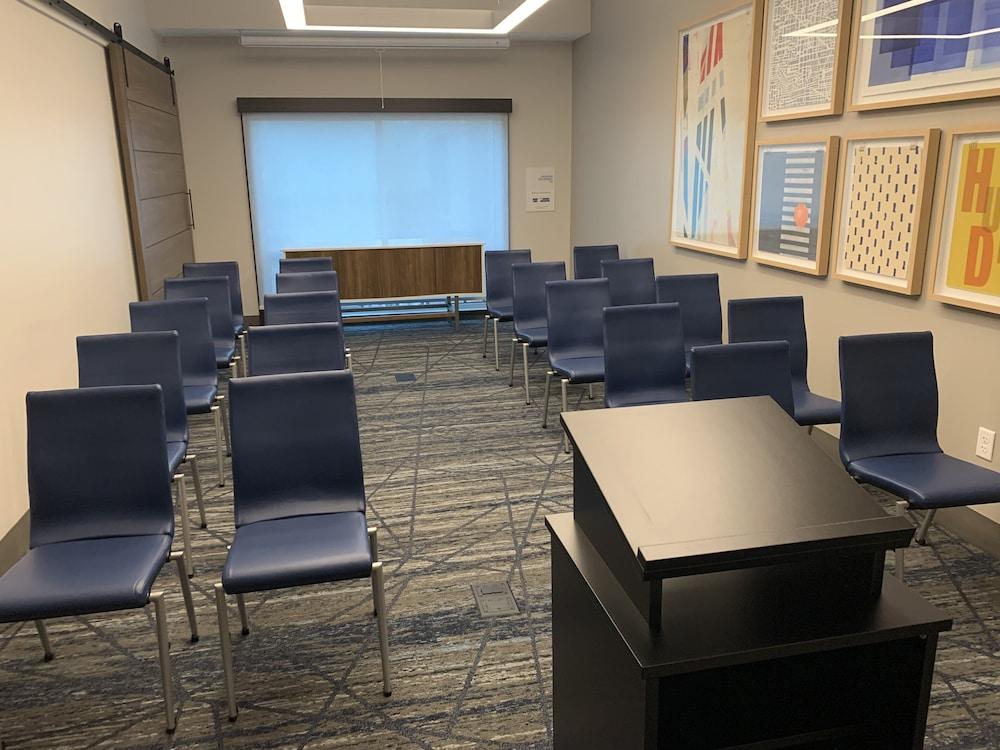 Holiday Inn Express White Marsh by IHG photo 39
