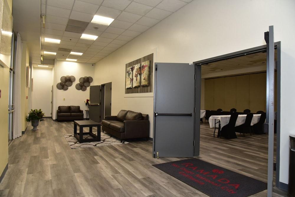 Ramada by Wyndham San Diego National City photo 62