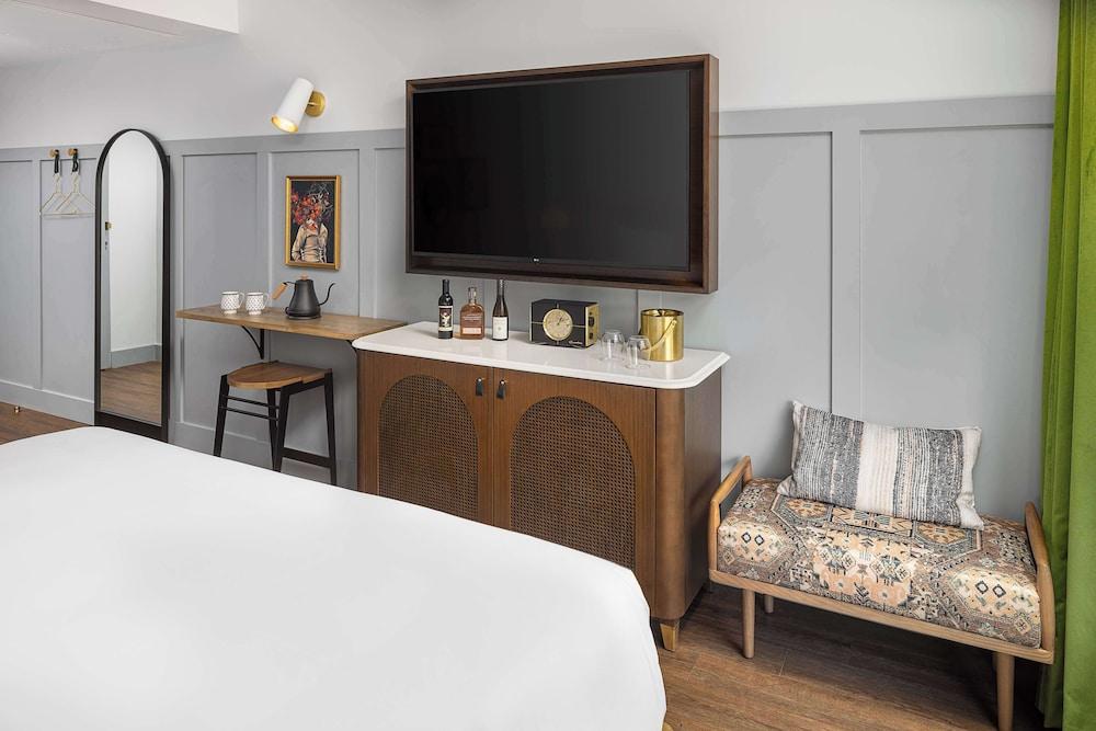 Wylie Hotel Atlanta, Tapestry Collection by Hilton photo 14