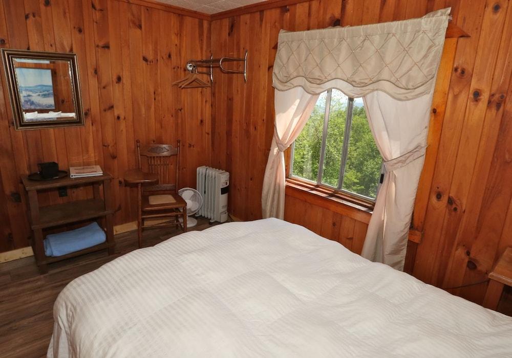 Alpine Inn photo 9