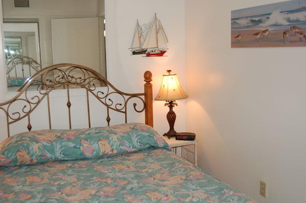 Myrtle Beach Resort by Beach Vacations photo 31