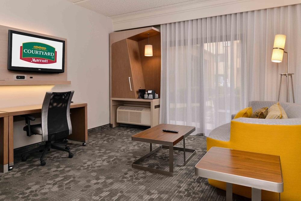 Courtyard by Marriott Dallas Northwest photo 16