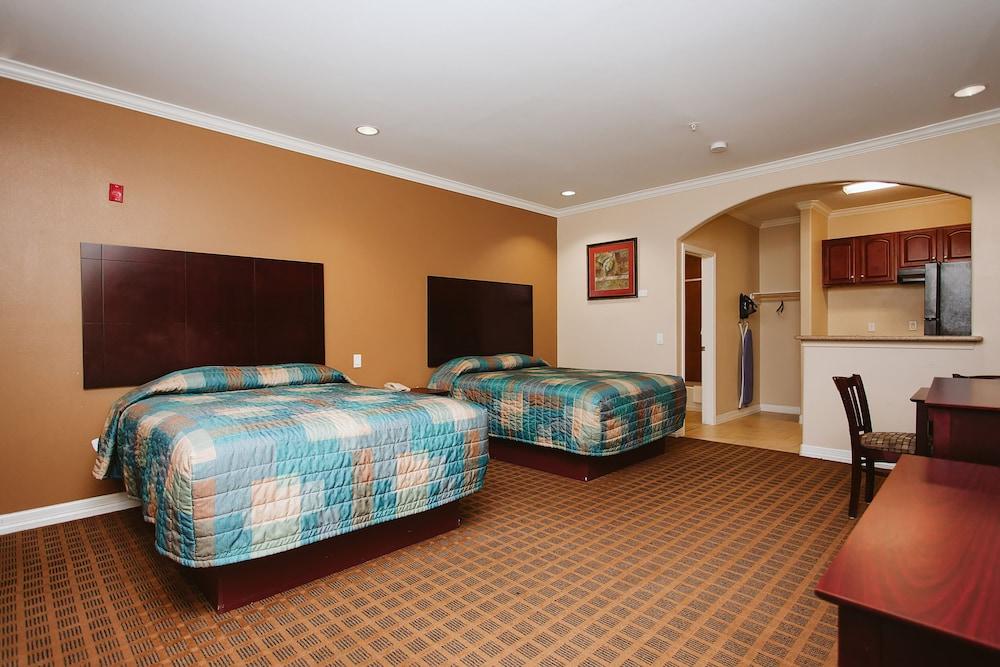 Palace Inn Copperfield photo 13