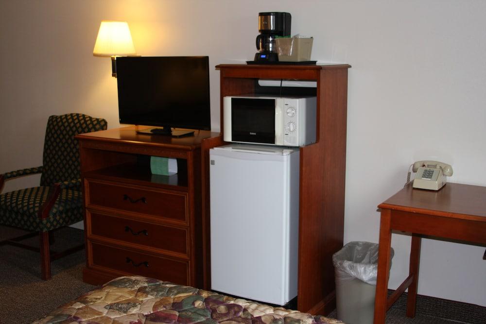 Gladstone Inn & Suites photo 4