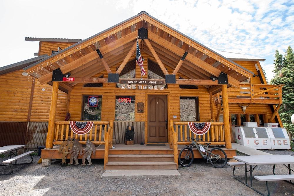 Grand Mesa Lodge — hotel in Cedaredge