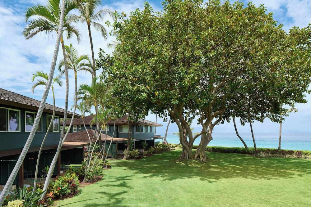 Royal Lahaina Bungalows & Spa photo 41