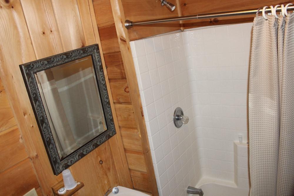 Lake House photo 43