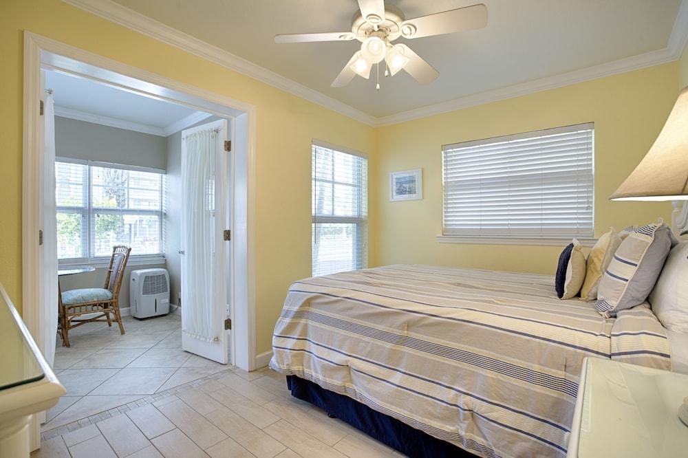 Barefoot Beach Resort photo 23
