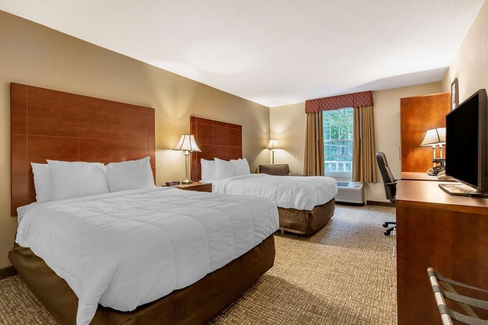Comfort Inn Foxboro – Mansfield photo 8