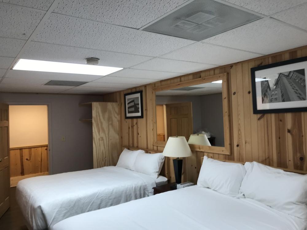 The Inn At Gull Lake photo 11