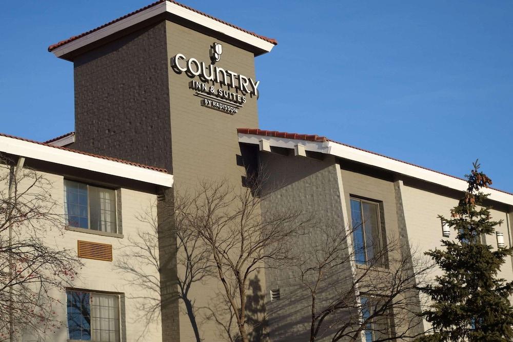 Country Inn & Suites by Radisson, Hoffman Estates, IL photo 26