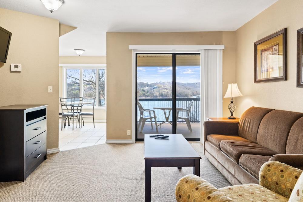 Table Rock Resorts at Kimberling photo 81