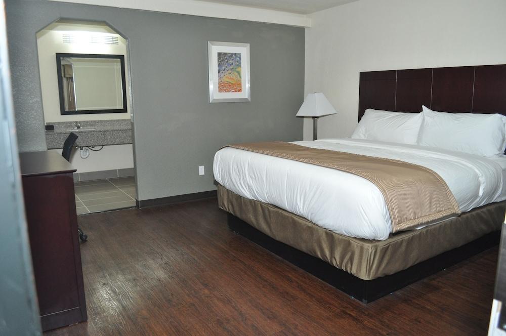 Trinity Suites Downtown Dallas photo 10