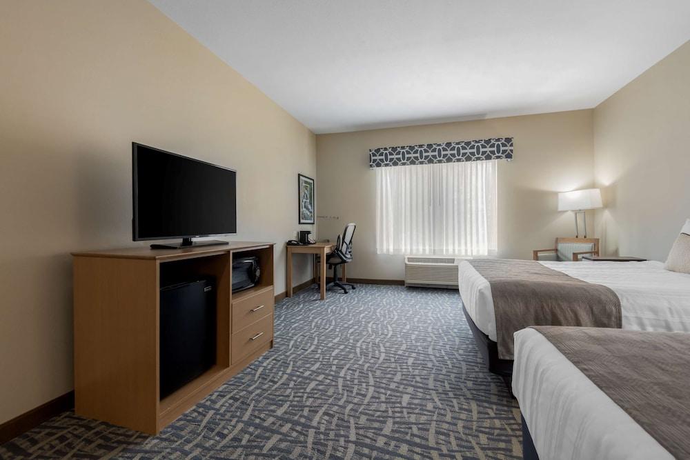 Best Western Plus Rumford Falls photo 29