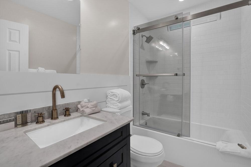 Beach Plum Resort photo 100